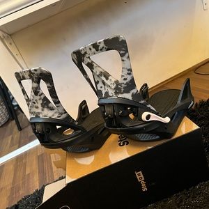 Burton Women’s Step On Bindings Grey Acid Wash Size Medium